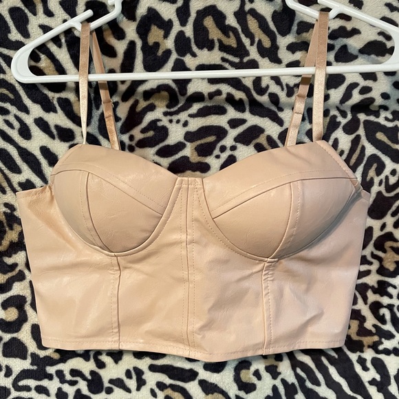 Haute Monde Skirt Set Faux Leather Size Medium, new without tags. - Picture 2 of 7